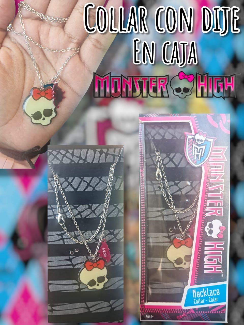 Collar con Dije en Caja Monster High