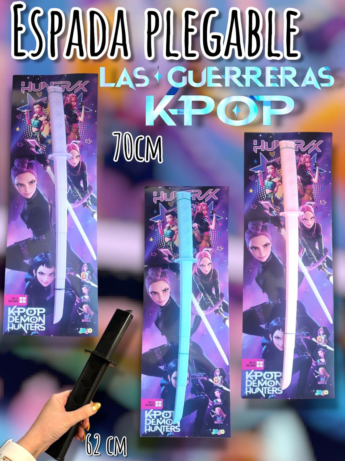 ESPADA PLEGABLE EN BLISTER GUERRERAS KPOP
